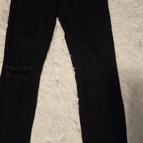 Reformation Skinny Distressed Jeans in Organic Stretch Cotton in Faded Black 25 - Picture 12 of 13